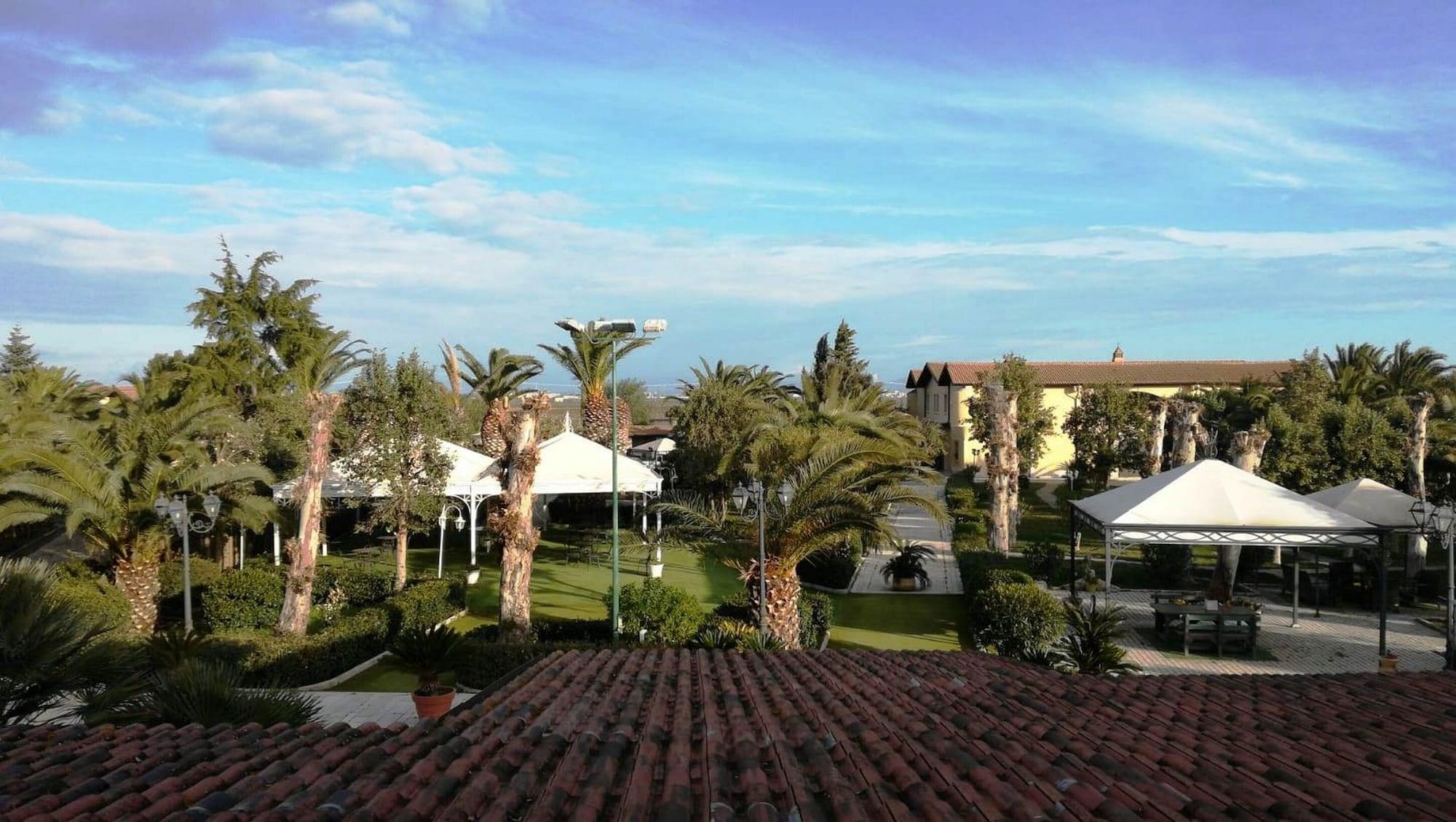 Hotel Tenuta San Francesco Barletta Exterior photo